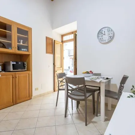 Apartment Belsit House Cefalu